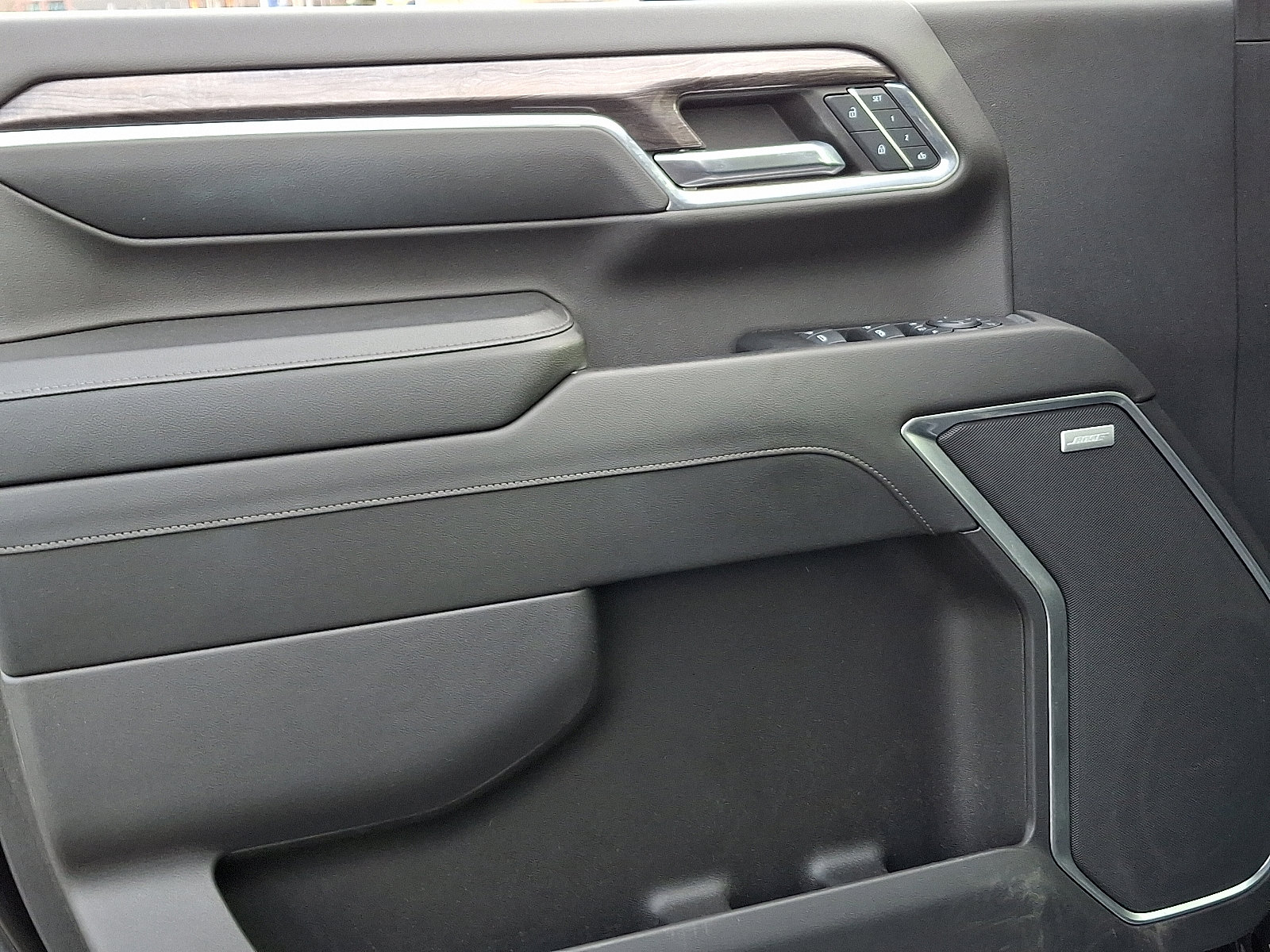 Certified 2024 Chevrolet Silverado 2500 LTZ w/ LTZ Convenience Package image 12