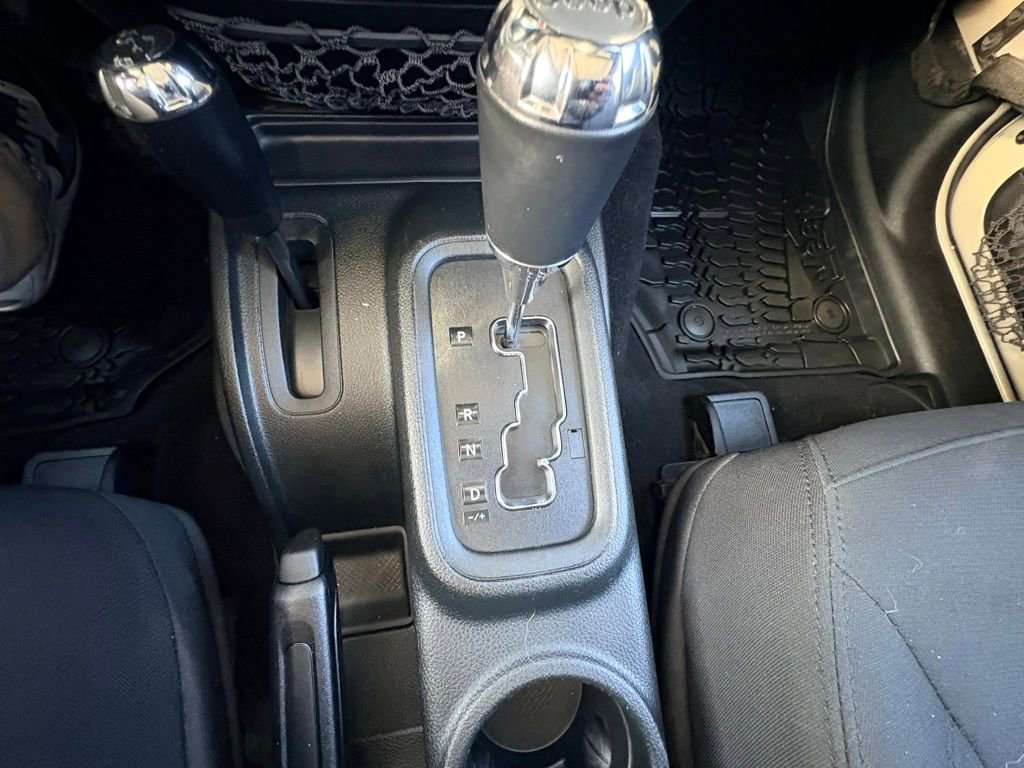 Used 2018 Jeep Wrangler Willys Wheeler image 11