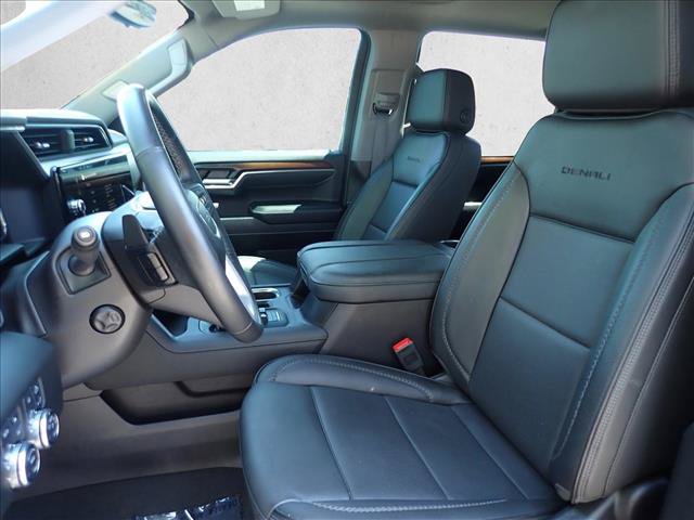 Used 2025 GMC Sierra 1500 Denali w/ Denali Reserve Package AWD/4WD image 11