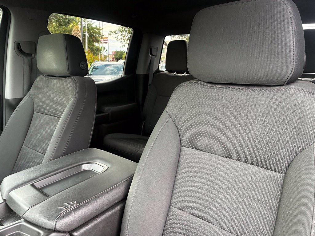 Used 2020 Chevrolet Silverado 1500 Custom w/ Custom Value Package RWD image 10