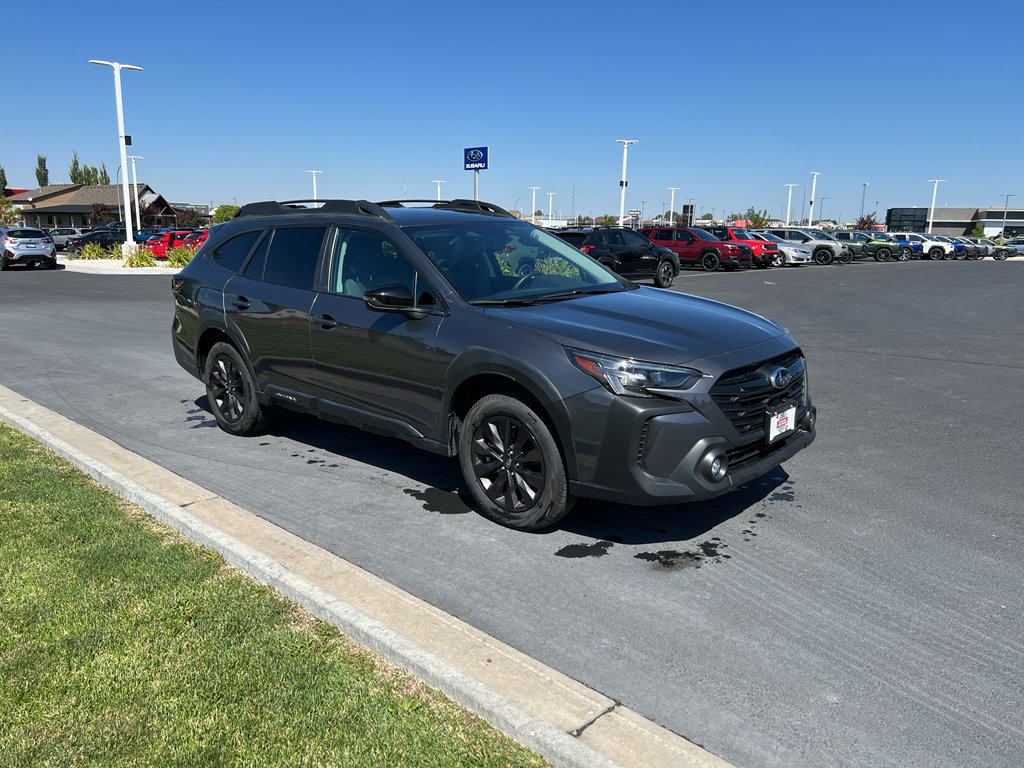 Certified 2025 Subaru Outback Onyx Edition AWD/4WD image 9