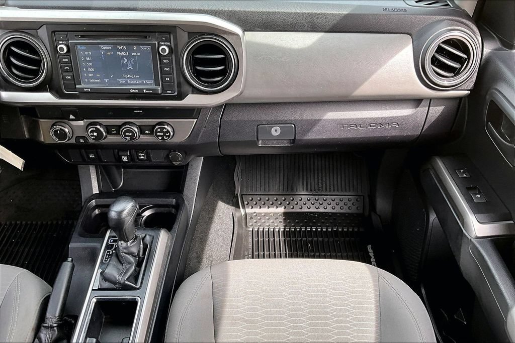 Used 2019 Toyota Tacoma SR5 AWD/4WD image 24