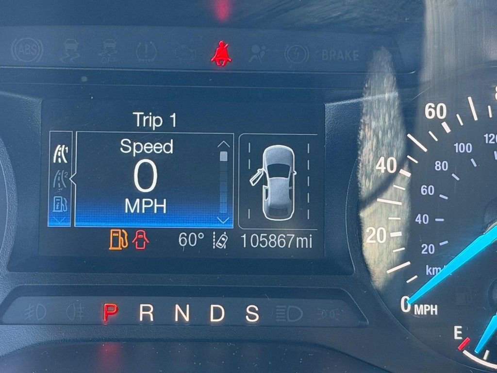 Used 2020 Ford Edge SE FWD image 18