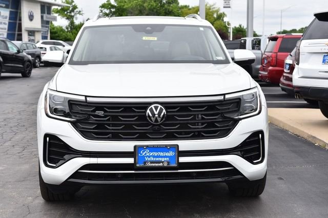 Used 2024 Volkswagen Atlas SEL Premium R-Line AWD/4WD image 4