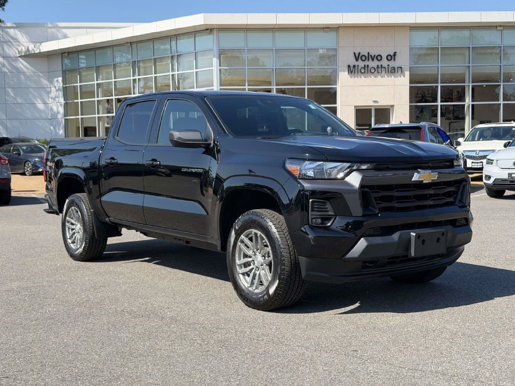 Used 2023 Chevrolet Colorado LT w/ LT Convenience Package II AWD/4WD image 1