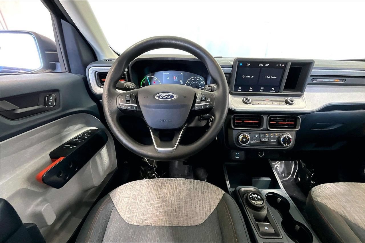 Used 2023 Ford Maverick XLT FWD image 4