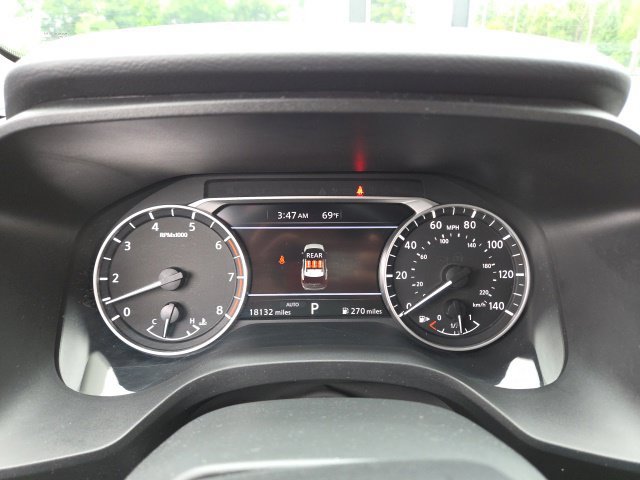 Used 2025 Nissan Rogue SV AWD/4WD image 16