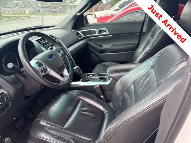 Used 2013 Ford Explorer XLT image 12