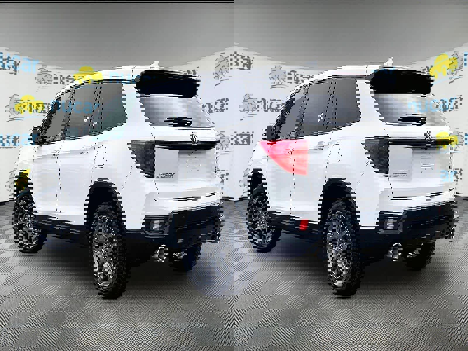 Used 2023 Honda Passport EX-L image 4