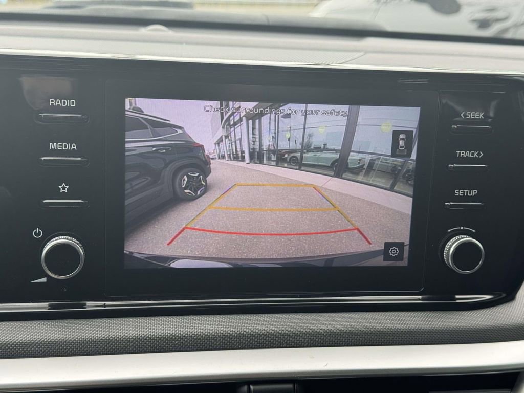 Used 2022 Kia K5 LXS FWD image 26