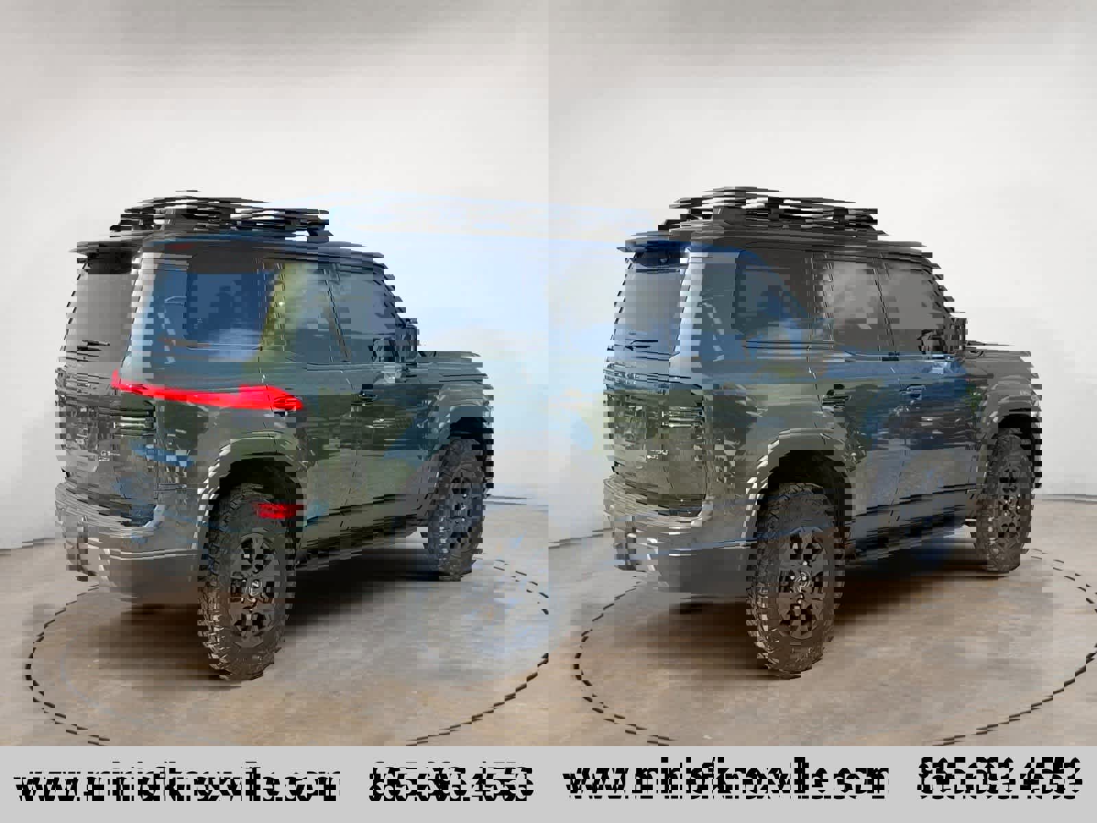 Used 2024 Lexus GX 550 image 3