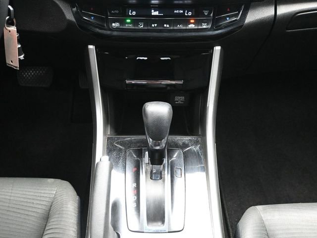Used 2017 Honda Accord LX image 22