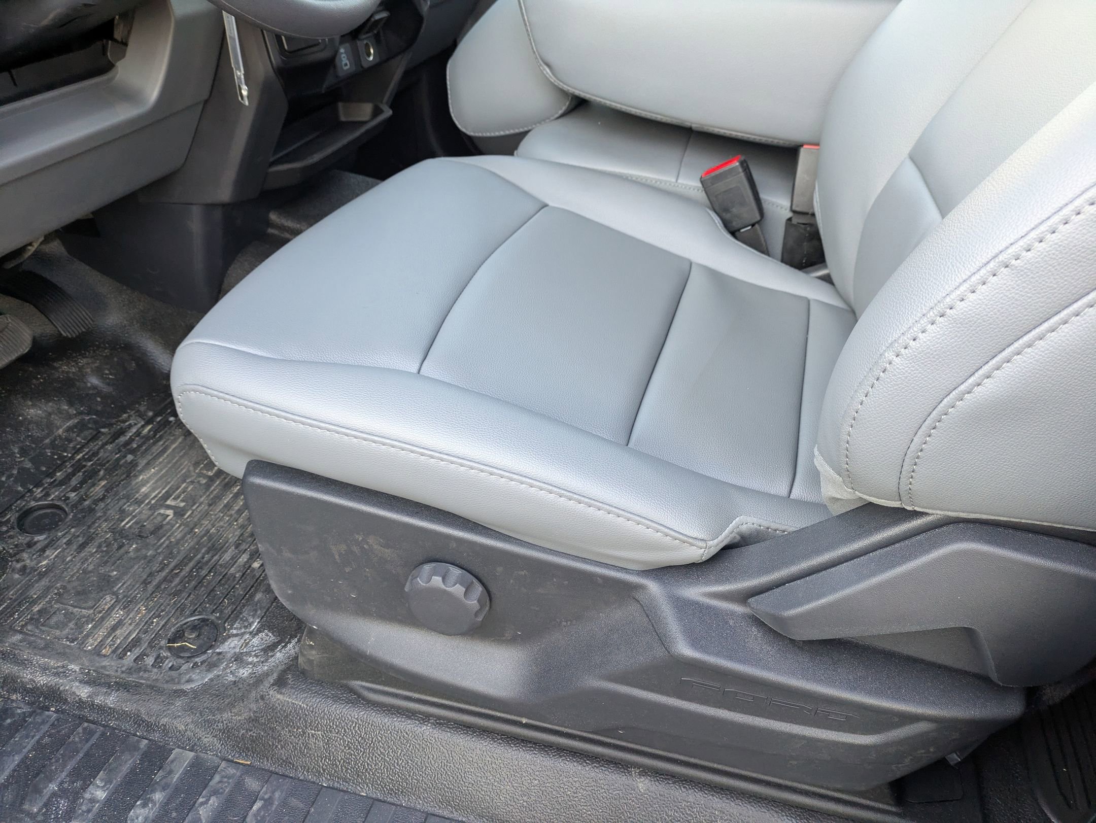 New 2026 Ford F550 4x4 Supercab Super Duty image 14