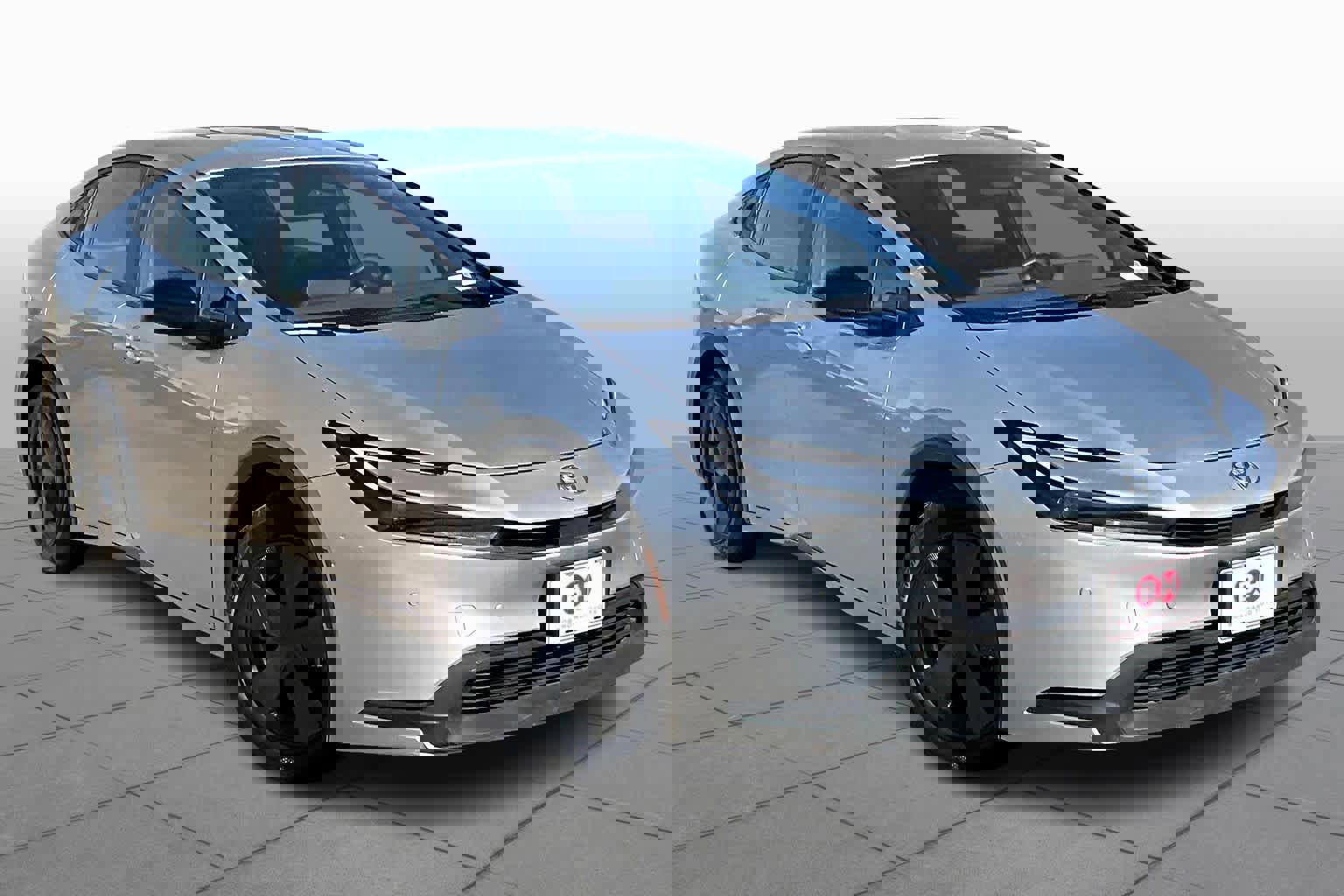 Used 2024 Toyota Prius XLE image 4