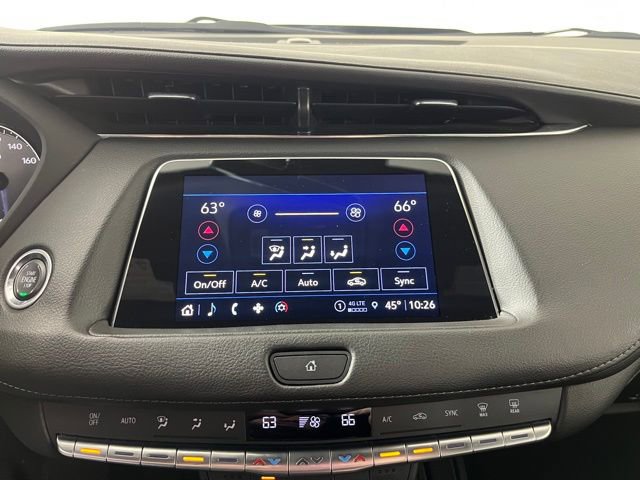 Used 2023 Cadillac XT4 Luxury w/ Cold Weather Package AWD/4WD image 31