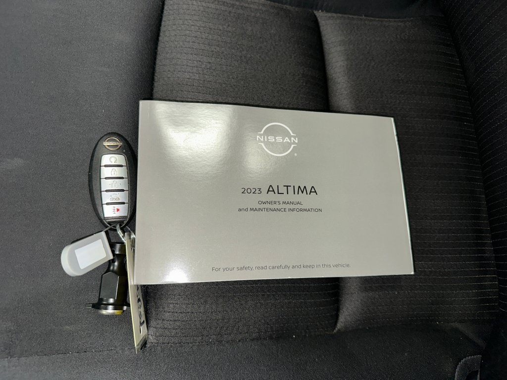 Used 2023 Nissan Altima 2.5 S FWD image 4