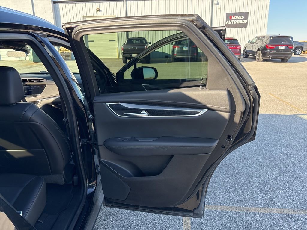 Used 2022 Cadillac XT5 Premium Luxury image 29