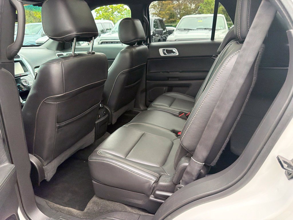 Used 2015 Ford Explorer Sport w/ Equipment Group 401A AWD/4WD image 14