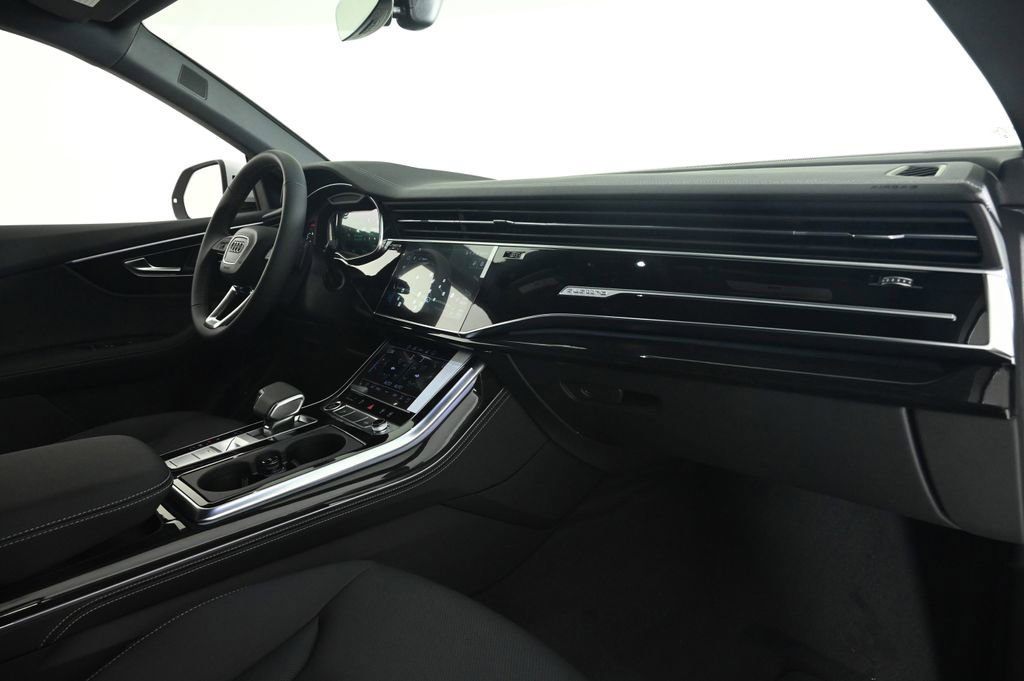 New 2026 Audi Q8 Premium Plus image 14
