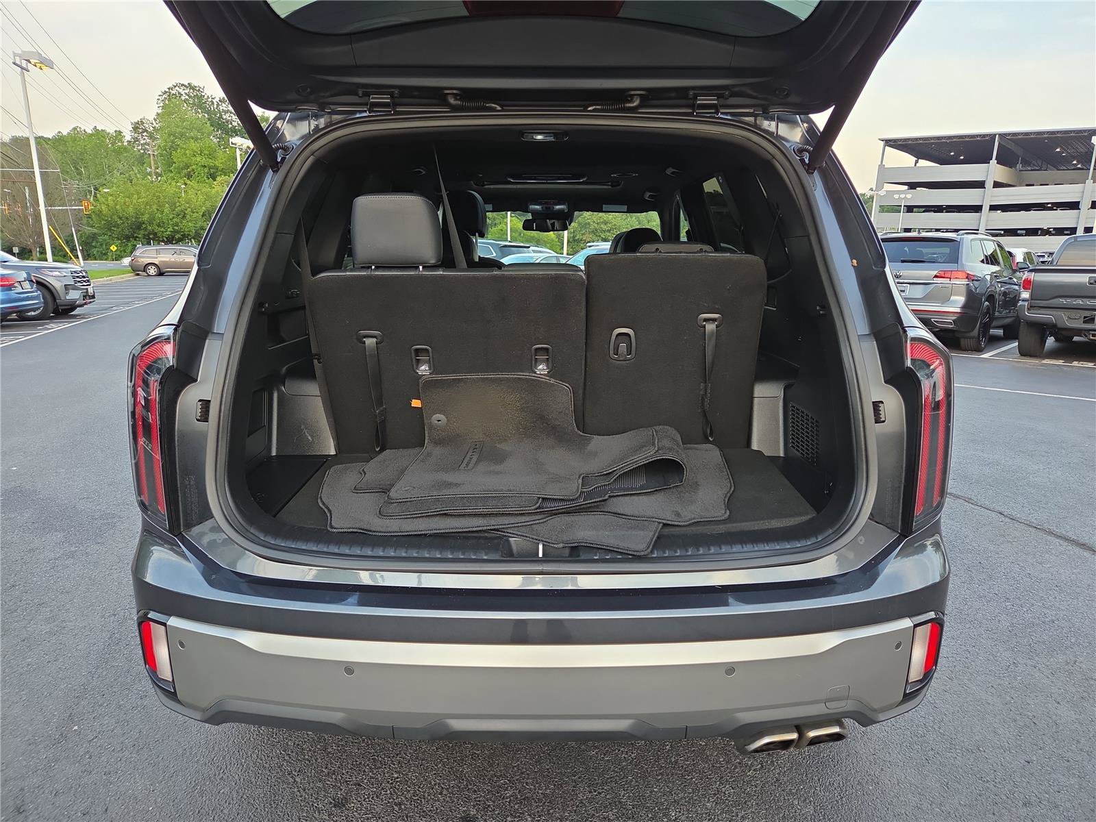 Used 2023 Kia Telluride EX X-Line AWD/4WD image 5