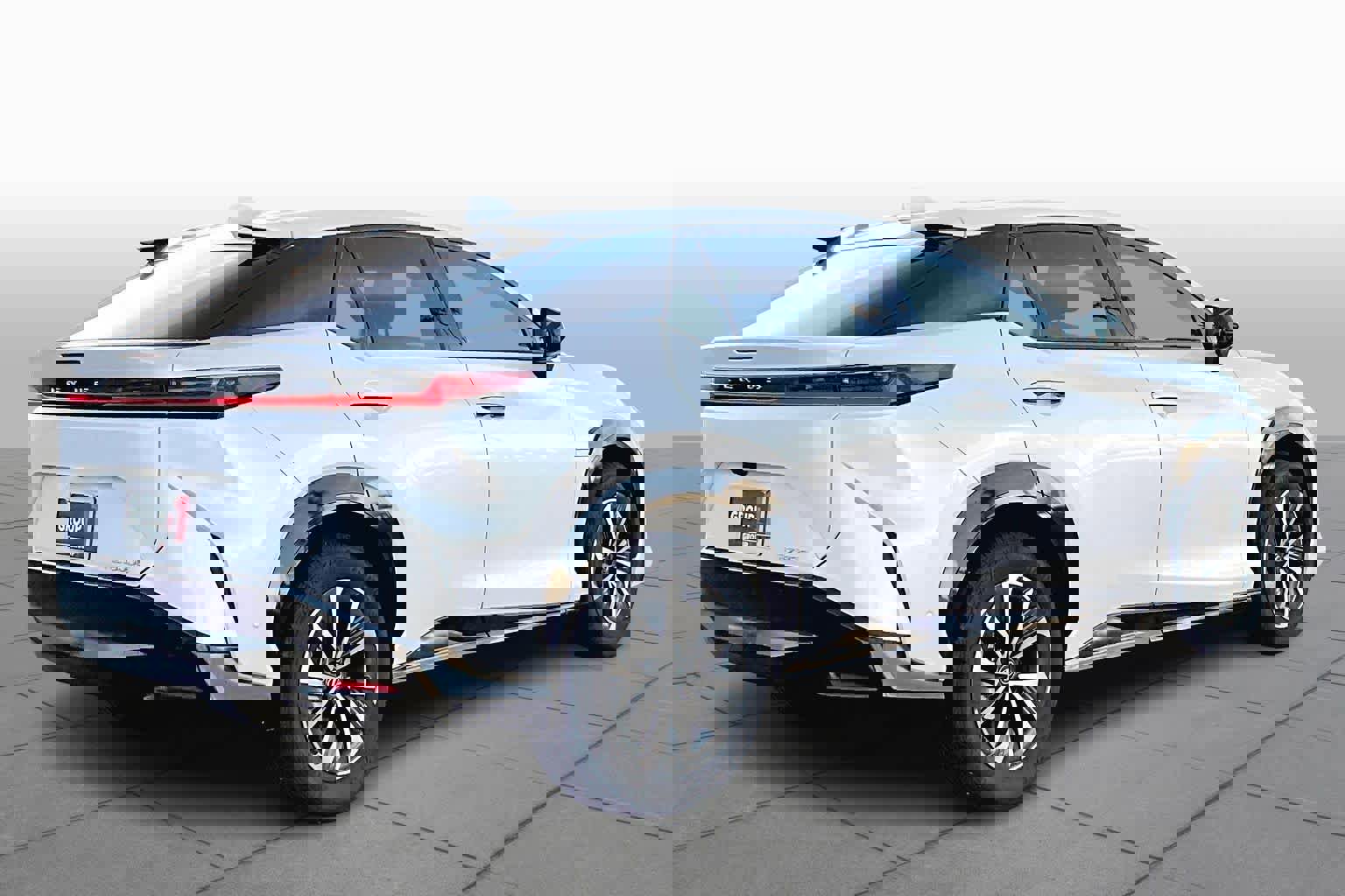 Used 2024 Lexus RZ 300e Premium image 12