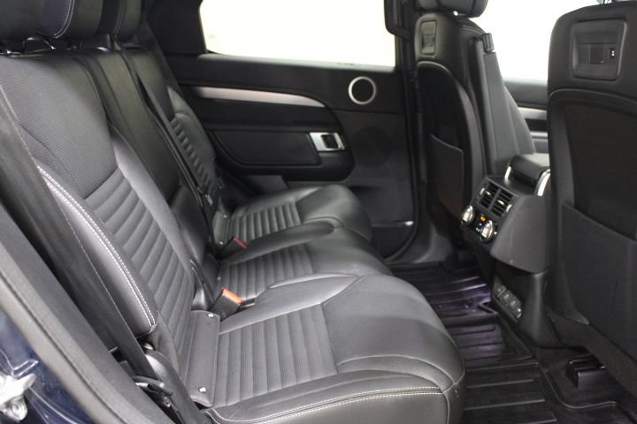 Used 2021 Land Rover Discovery S R-Dynamic AWD/4WD image 30