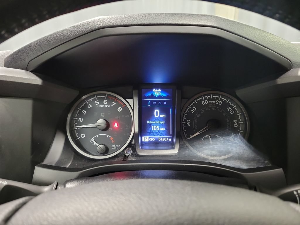 Used 2021 Toyota Tacoma TRD Sport AWD/4WD image 15
