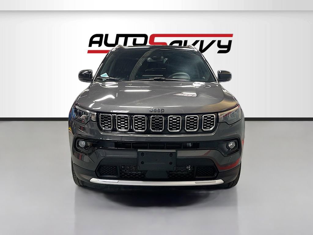Used 2024 Jeep Compass Limited image 2