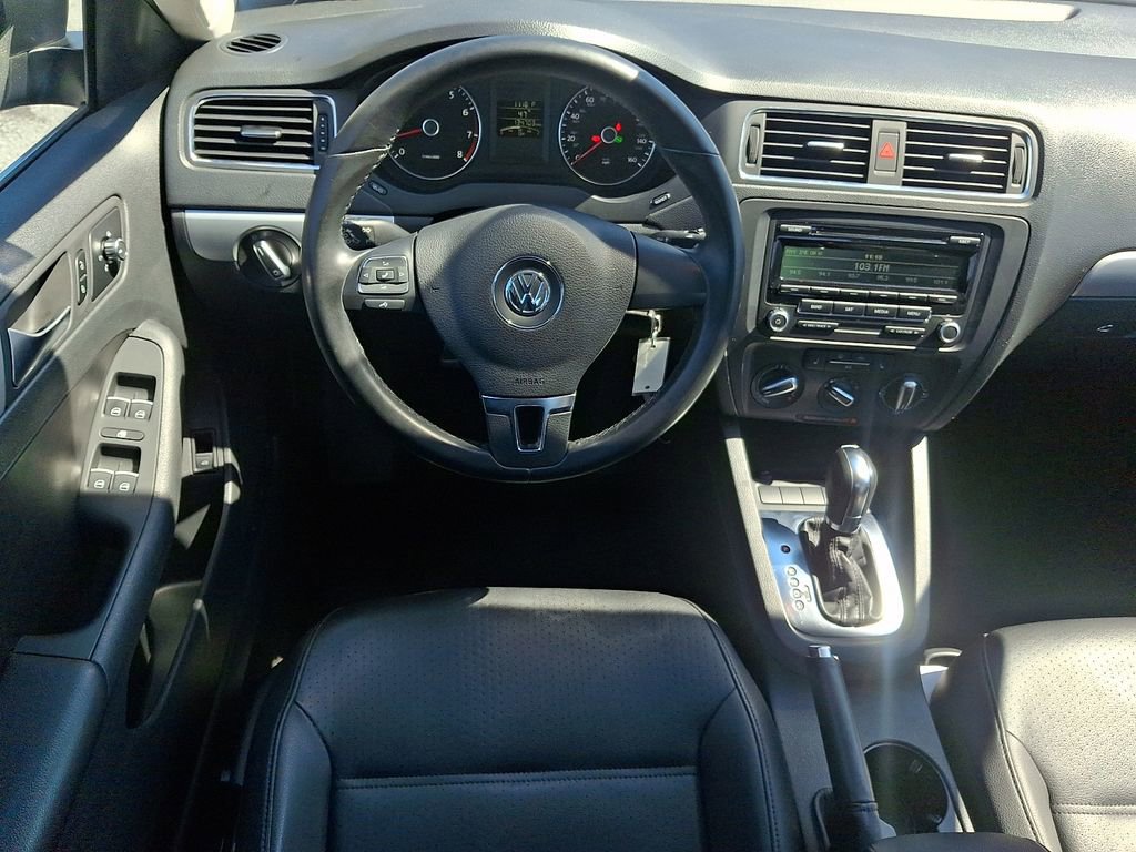 Used 2013 Volkswagen Jetta SE image 10