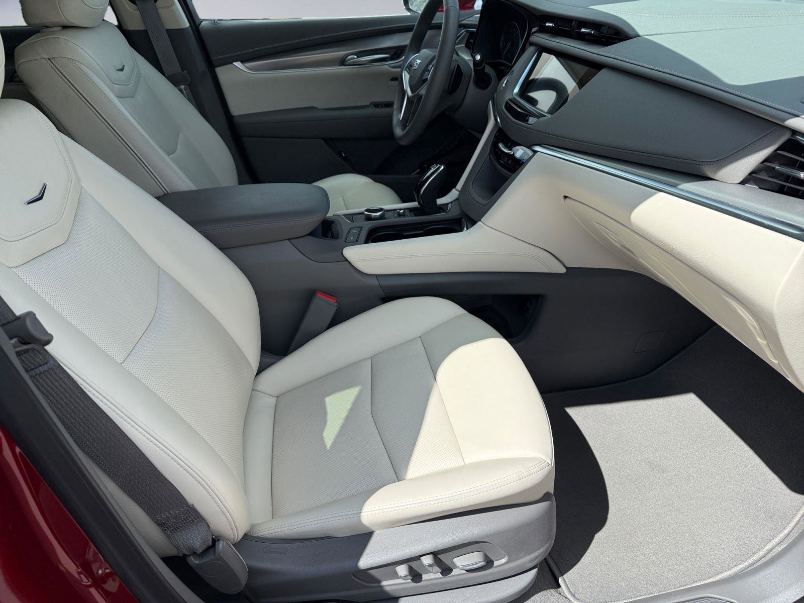 New 2026 Cadillac XT5 Premium Luxury w/ Driver Assist Package image 19