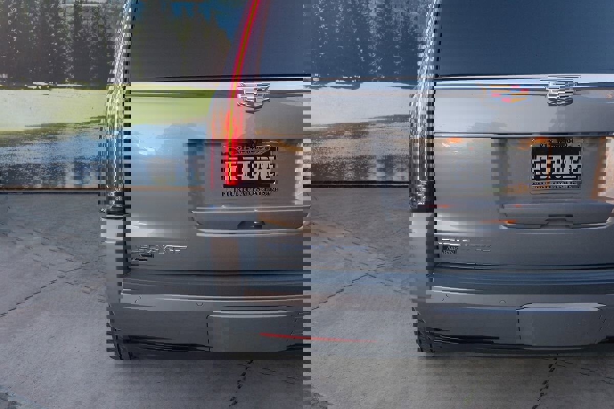 Used 2019 Cadillac Escalade Luxury image 18