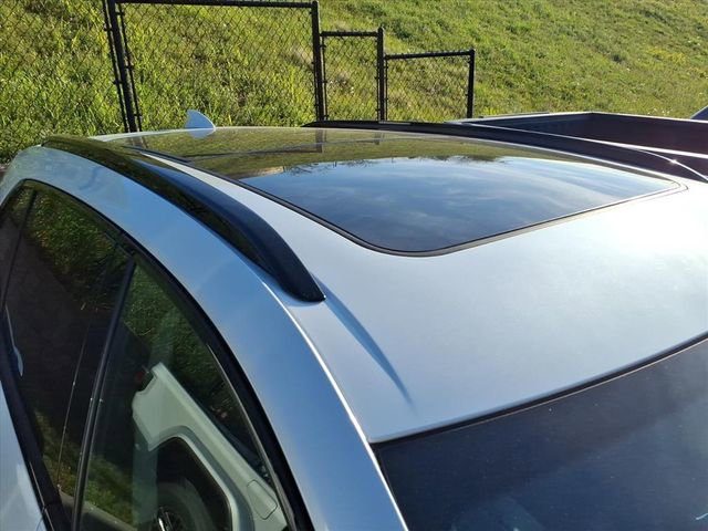 Used 2023 Buick Envision Essence w/ Sport Touring Package image 6