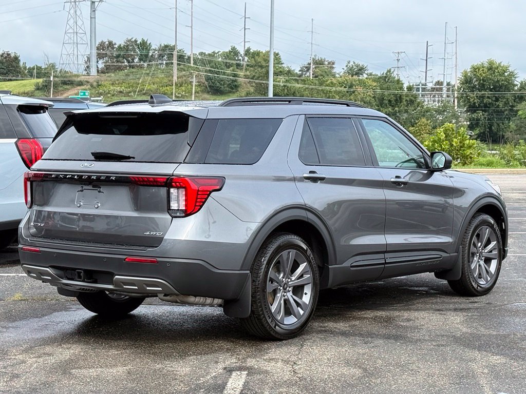New 2026 Ford Explorer Active w/ Active Comfort Package AWD/4WD image 35