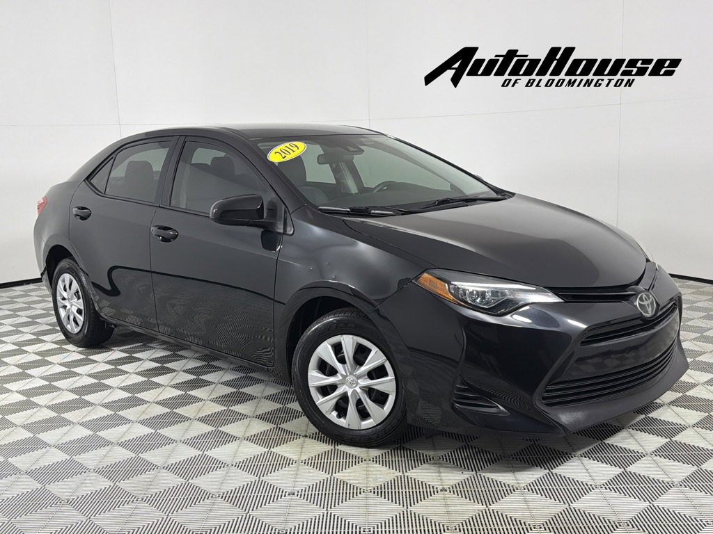Used 2019 Toyota Corolla L image 1