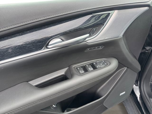 Certified 2023 Cadillac XT5 Premium Luxury w/ LPO, Floor Liner Package AWD/4WD image 11