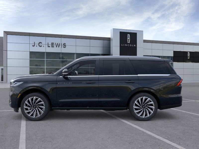 New 2026 Lincoln Navigator Black Label image 4