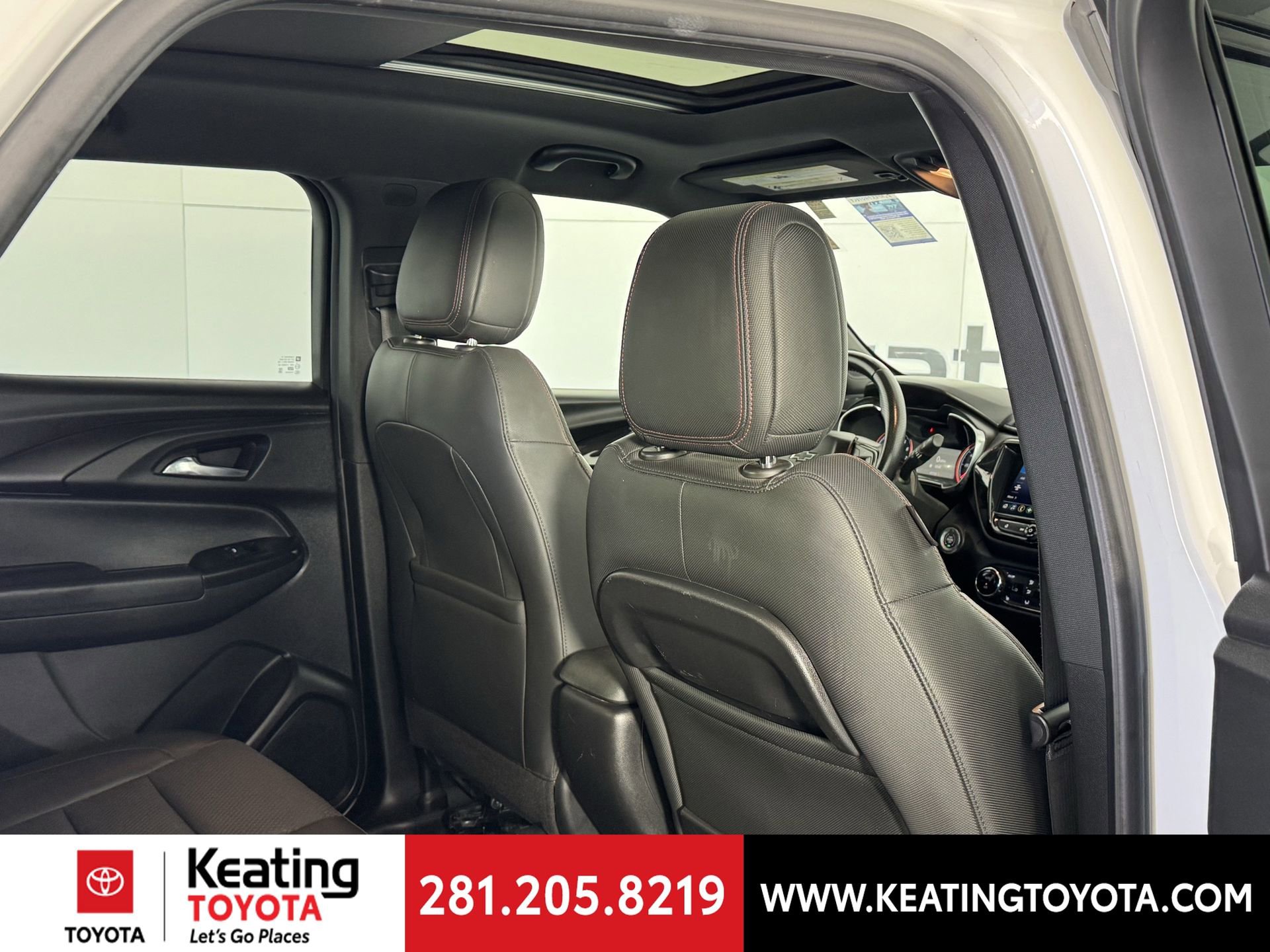 Used 2021 Chevrolet TrailBlazer RS w/ Sun and Liftgate Package image 19