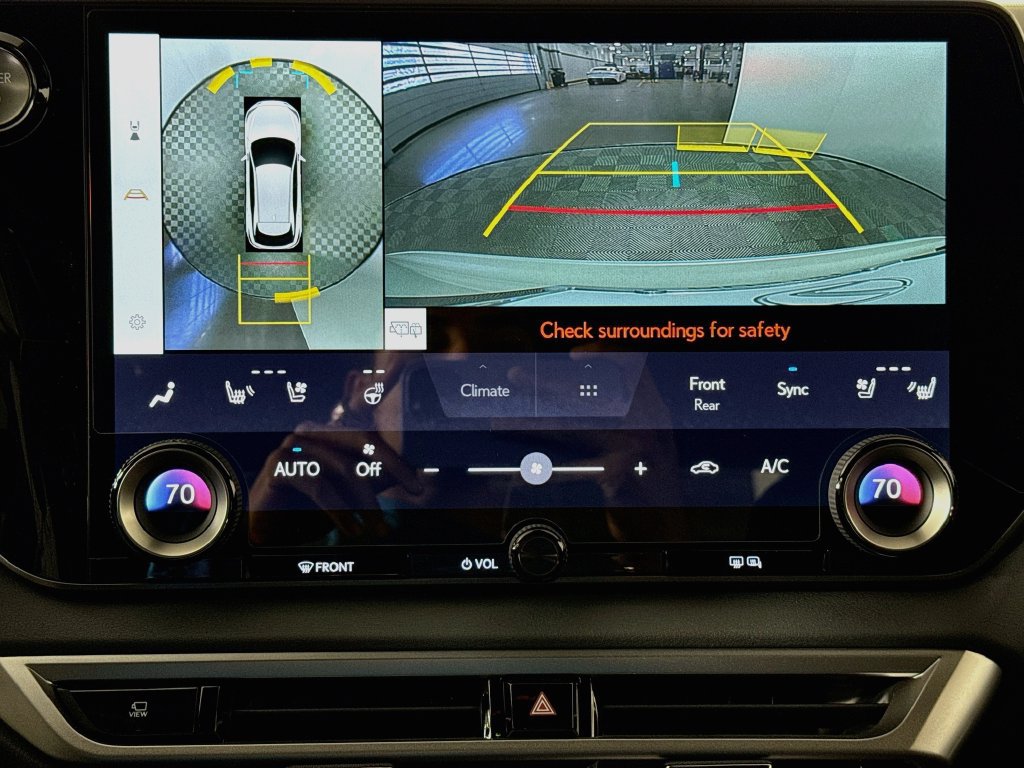 New 2026 Lexus RX 450h AWD w/ Convenience Package image 13