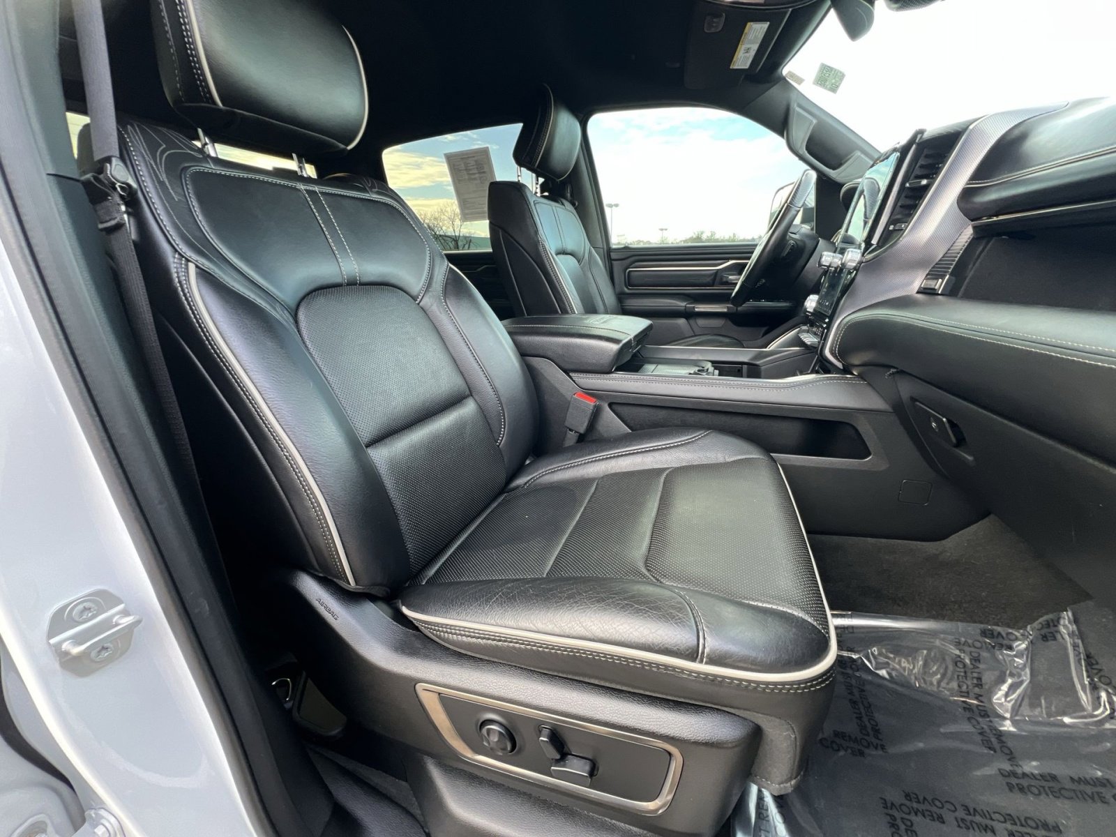 Used 2020 RAM 1500 Limited image 26