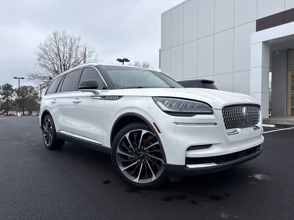 Used 2022 Lincoln Aviator Reserve w/ Equipment Group 201A image 1