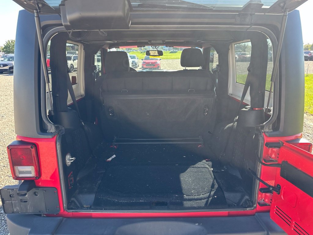 Used 2018 Jeep Wrangler Sport AWD/4WD image 10