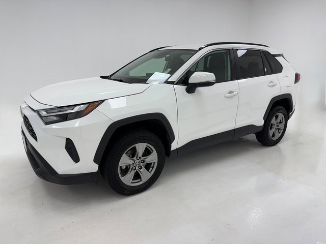 Used 2024 Toyota RAV4 XLE image 5