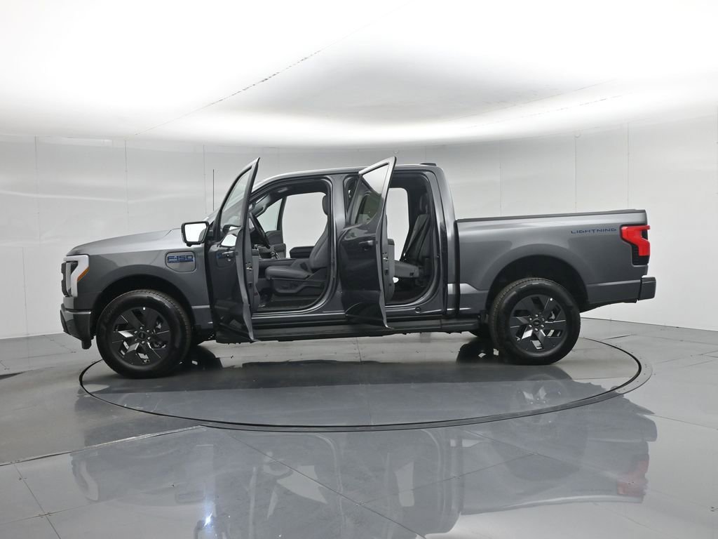 New 2025 Ford F150 Lightning Flash image 37