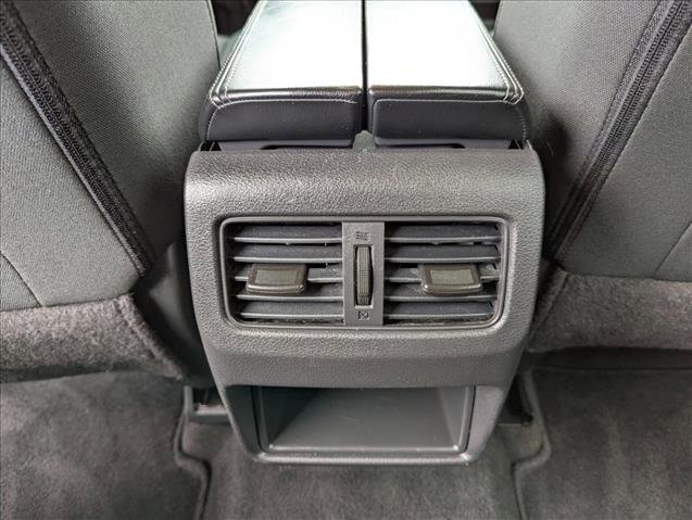 Used 2023 Nissan Rogue S image 16