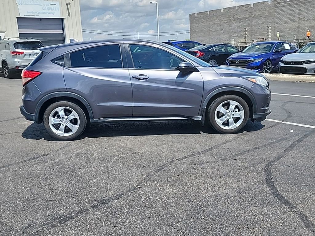Used 2016 Honda HR-V EX image 6