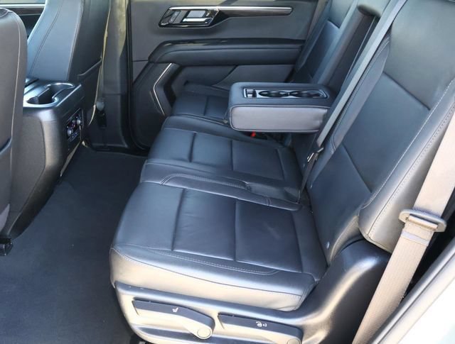 Used 2025 Chevrolet Tahoe Z71 AWD/4WD image 20