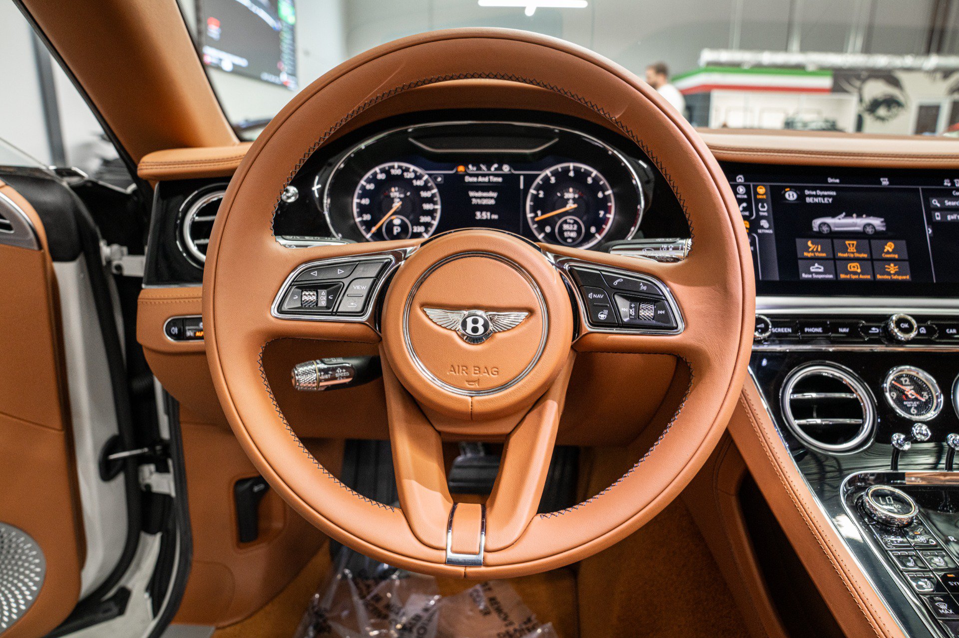 Used 2024 Bentley Continental GT Mulliner AWD/4WD image 15
