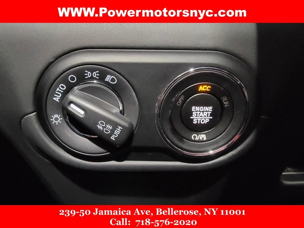 Used 2022 Maserati Levante GT image 30