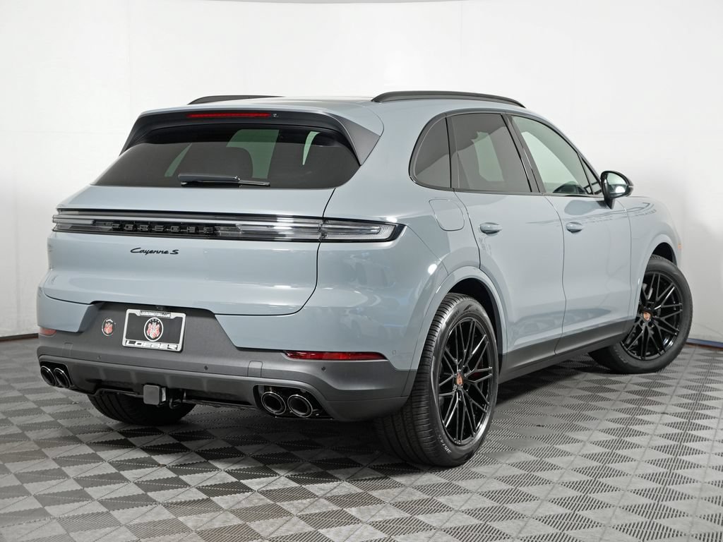 New 2026 Porsche Cayenne S AWD/4WD image 7