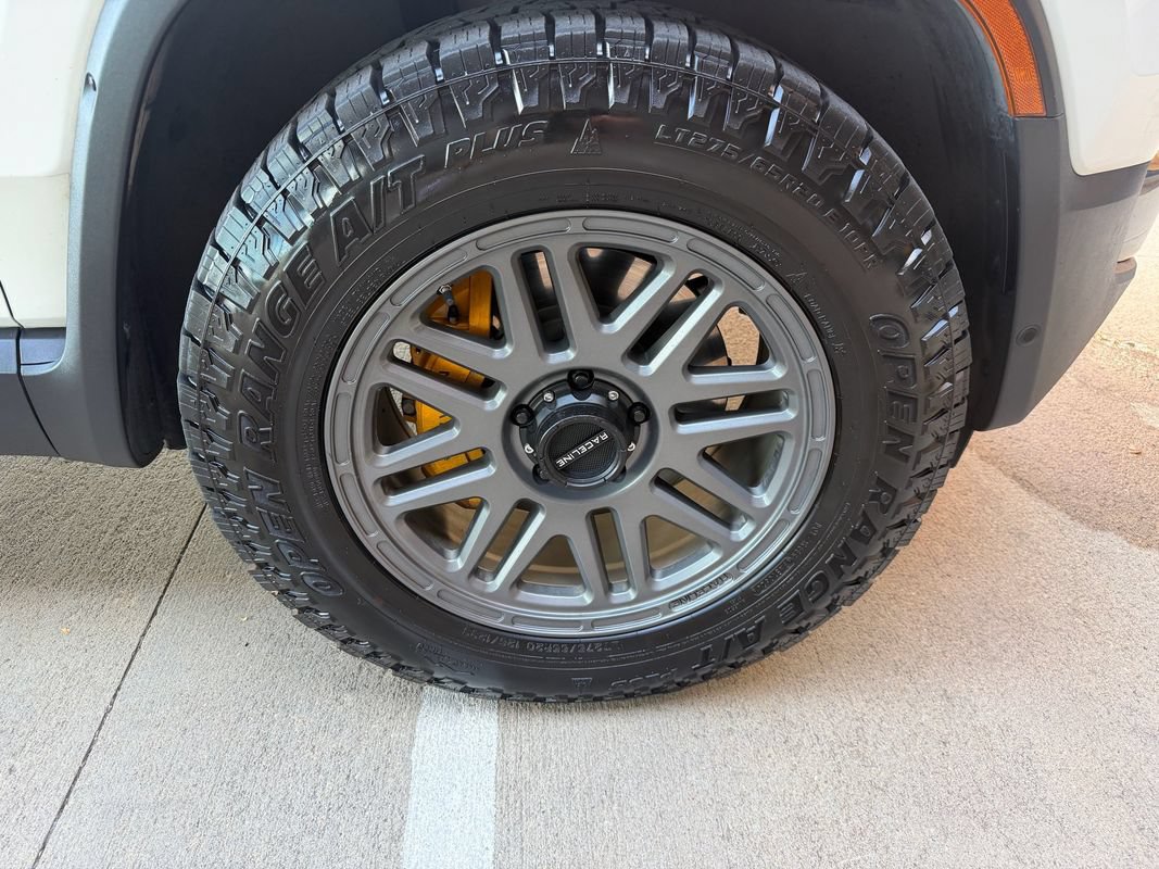 Used 2022 Rivian R1T Adventure AWD/4WD image 45